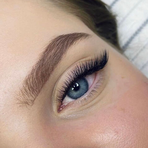 eyeliner effect styling 1